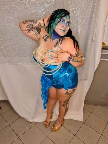 Savannah torres image