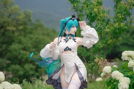 Saya scarlet image