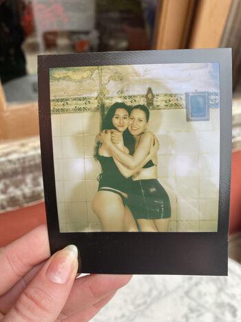 Scarlett poppy image