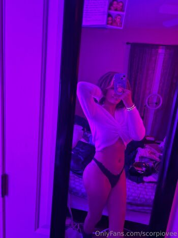 Scorpiovee image