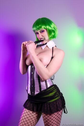 Secretcrush scarletchase 1 page 3 image