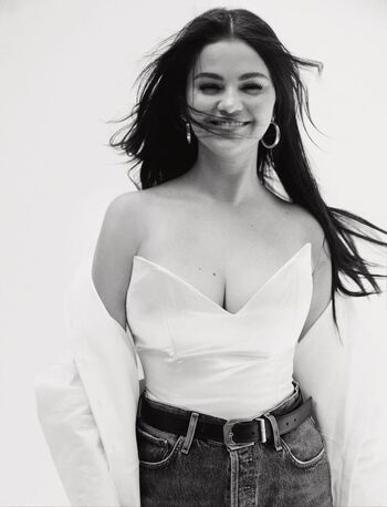 Selena gomez 1 page 7 image