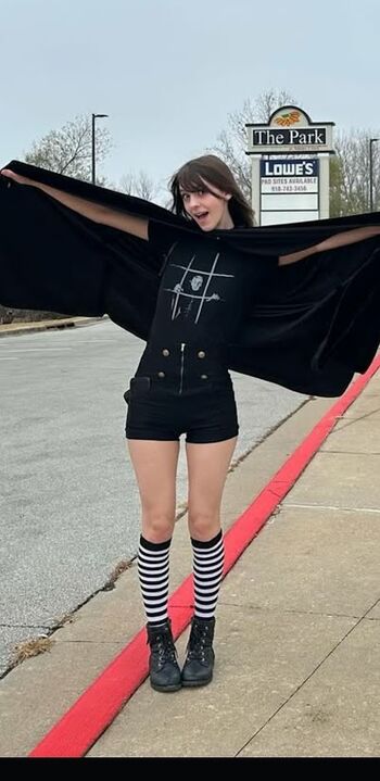 Seraphinathealien image