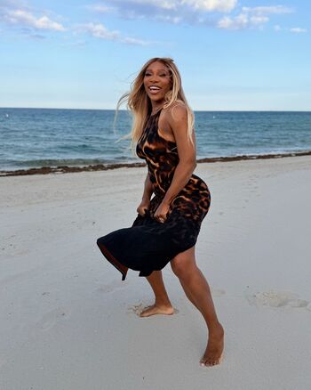 Serena williams image