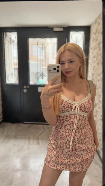 Sesira asmr image