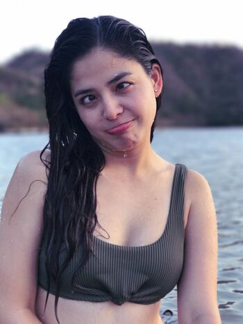 Shaira diaz image