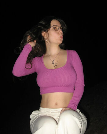 Shaked gigi image