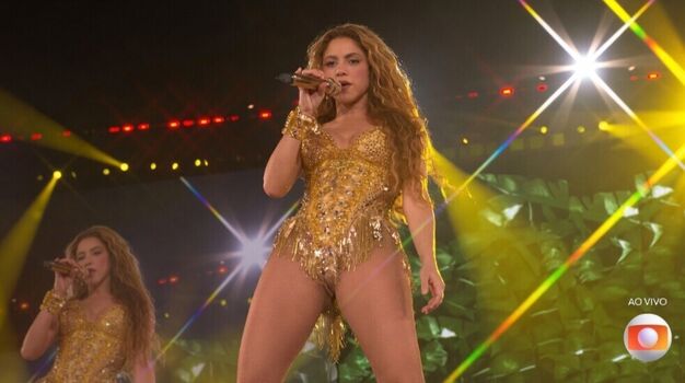 Shakira page 2 image