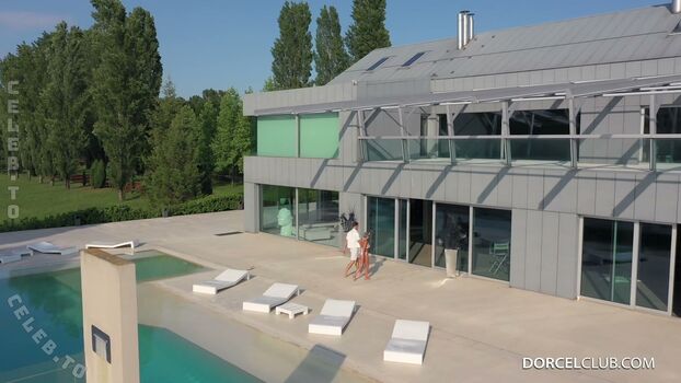 Shalina devine image