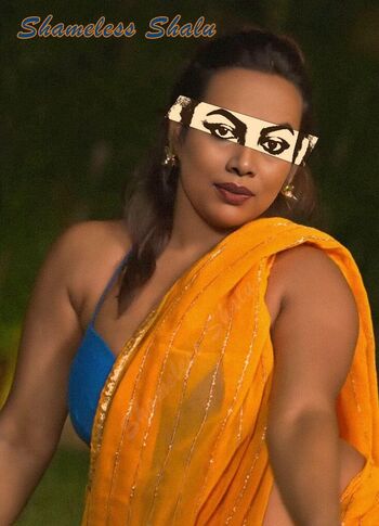 Shameless shalu image