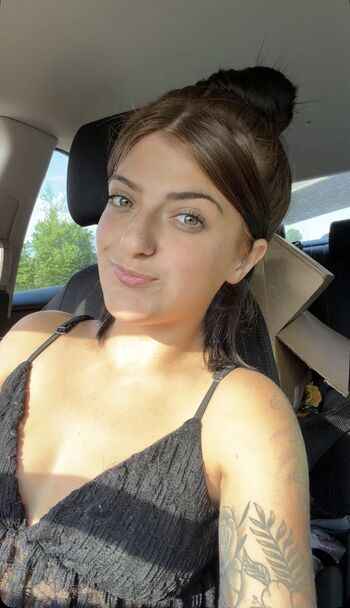 Shaniamarie03 image