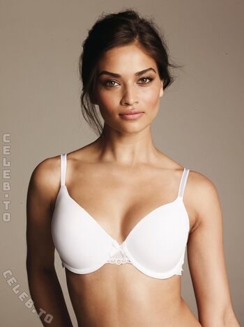 Shanina shaik image