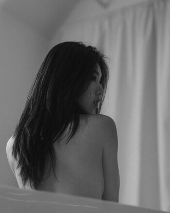 Shaunazhere page 2 image