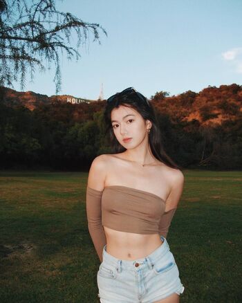 Shaunazhere page 2 image