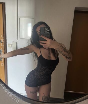 Shawtysuzi image