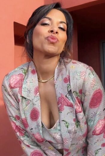 Sheena melwani image