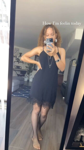 Shelby simmons image