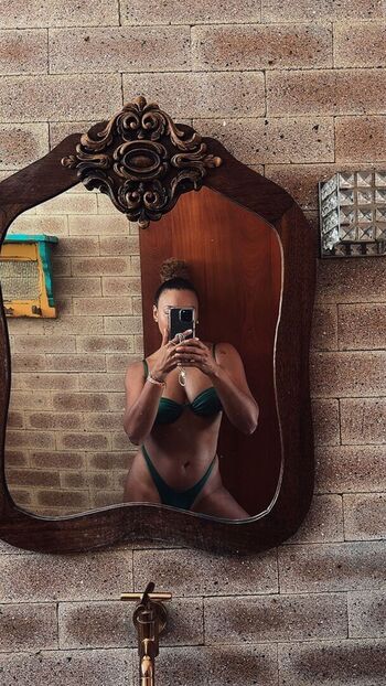 Sheron menezes image