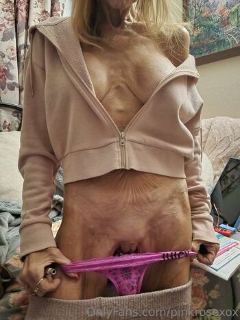 Sherryw61736833 image