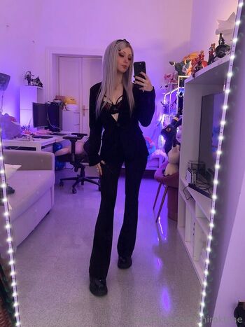 Shiro kitsune 1 image