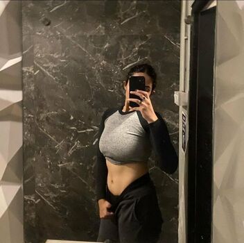 Shreya vishakant image