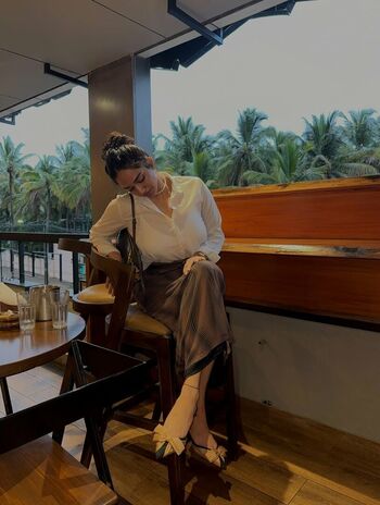 Shreya vishakant image