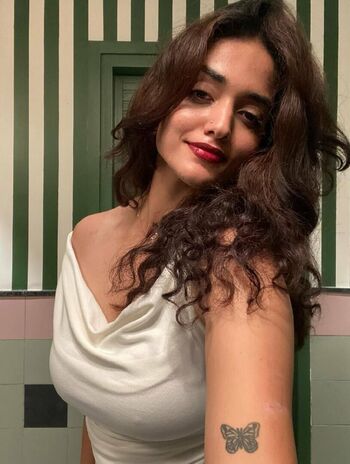 Shreya vishakant image