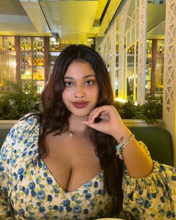 Shruti mishra image