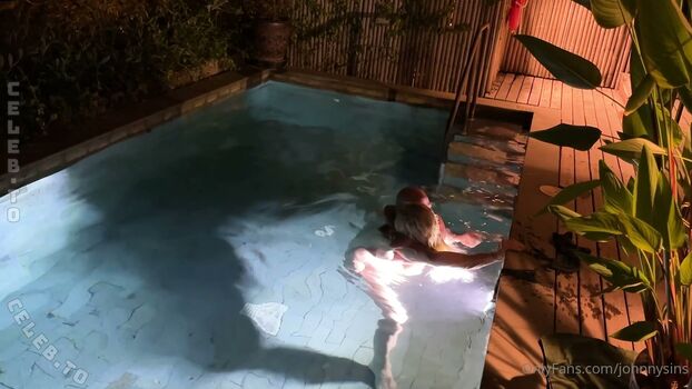 Sienna day 1 page 2 image