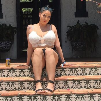 Sierra dominique page 2 image