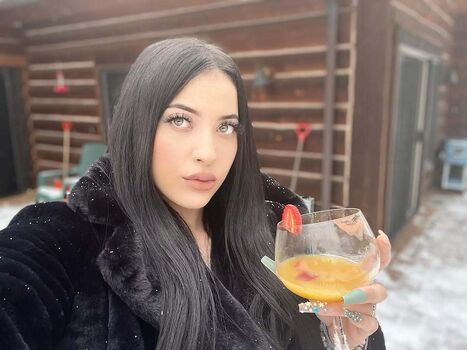 Sierra dominique image