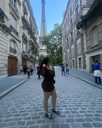 Sierra dominique image