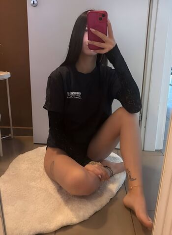 Silvia insogna page 2 image