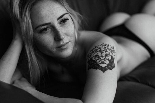 Simona dalgaard page 3 image