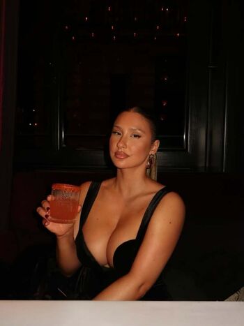 Simonaaaab page 2 image