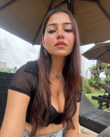 Simran kaur image