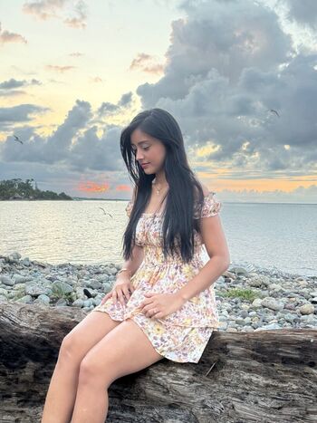 Sindy yamileth lopez image