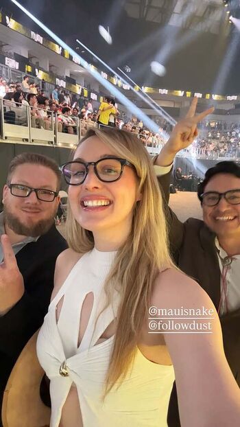Sjokz page 2 image