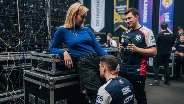 Sjokz page 2 image