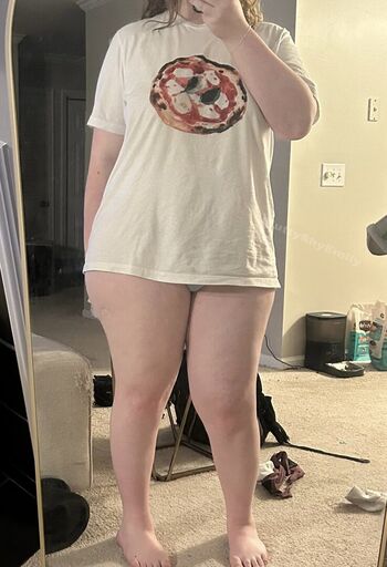 Sluttyshyemily image