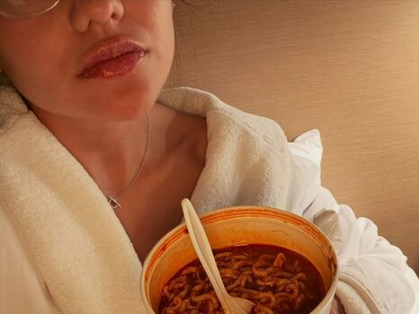 Smthngabtmaryy page 2 image