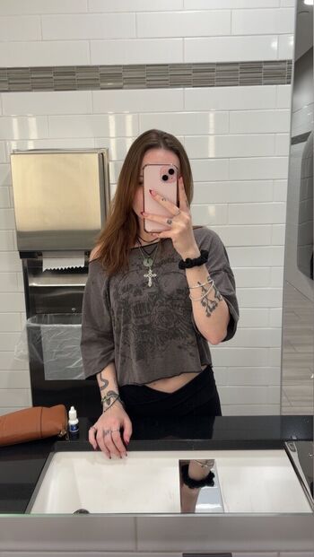 Snackthatsmilesback image