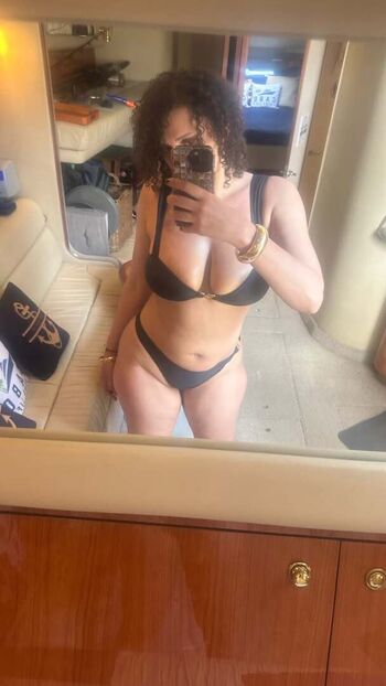 Sockbelly image