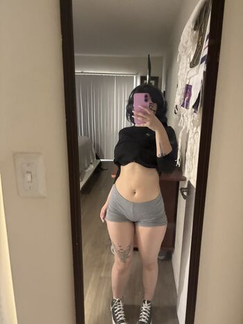 Sofadasuccubus image