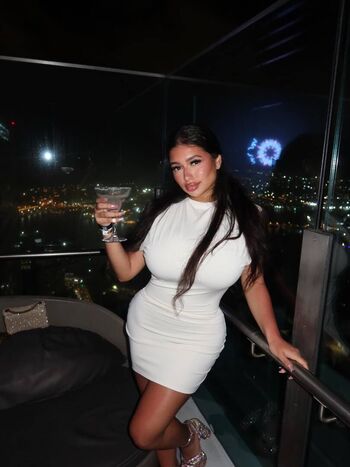 Sofia deroian page 2 image