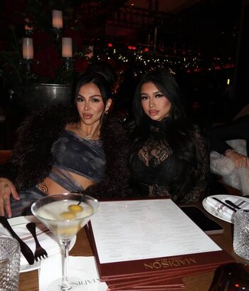 Sofia deroian page 2 image