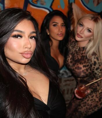 Sofia deroian page 2 image