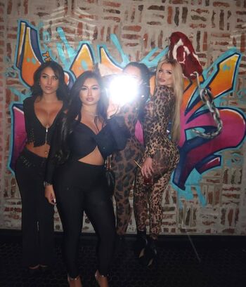 Sofia deroian page 2 image