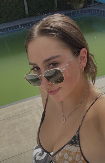 Sofia taquet image