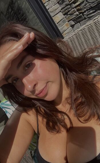 Sofia taquet image